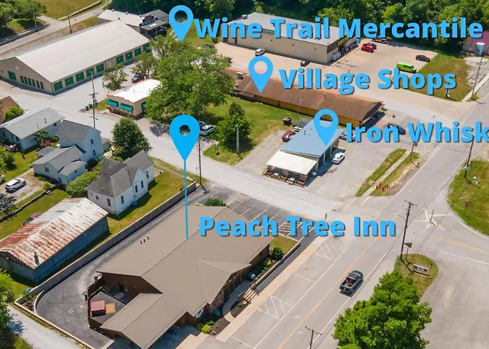 Inn Peach Tree Inn, Downtown